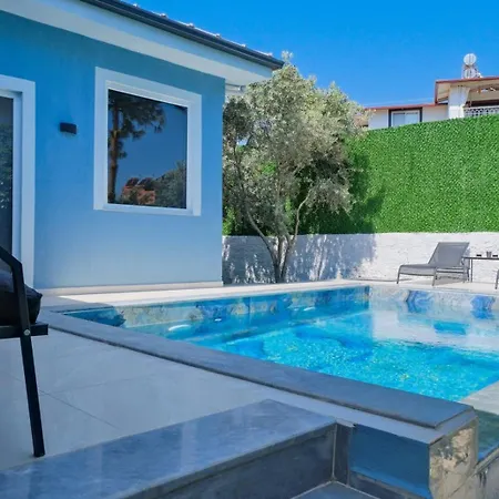 2 Bedroom With Private Pool Вилла