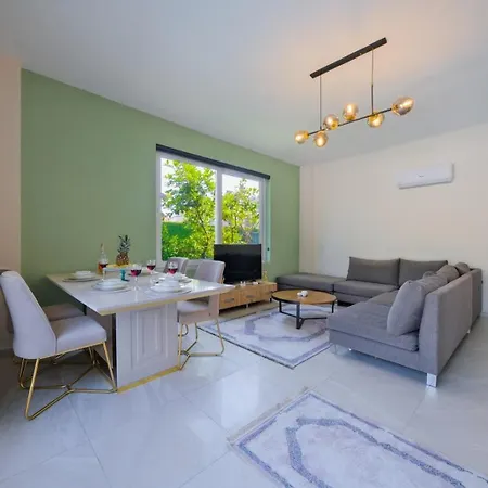 2 Bedroom With Private Pool * פאטהיה